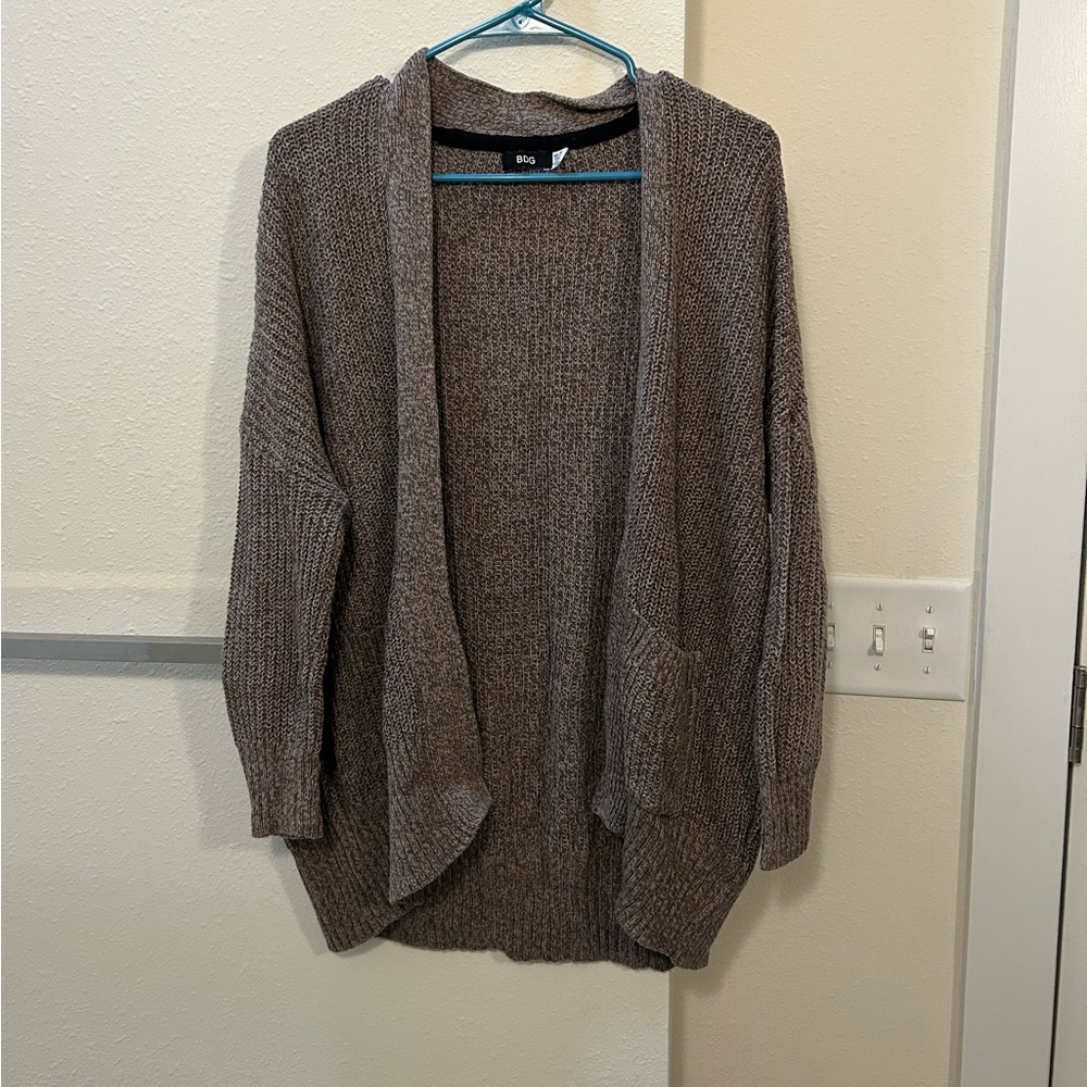 URBAN OUTFITTERS knit cardigan